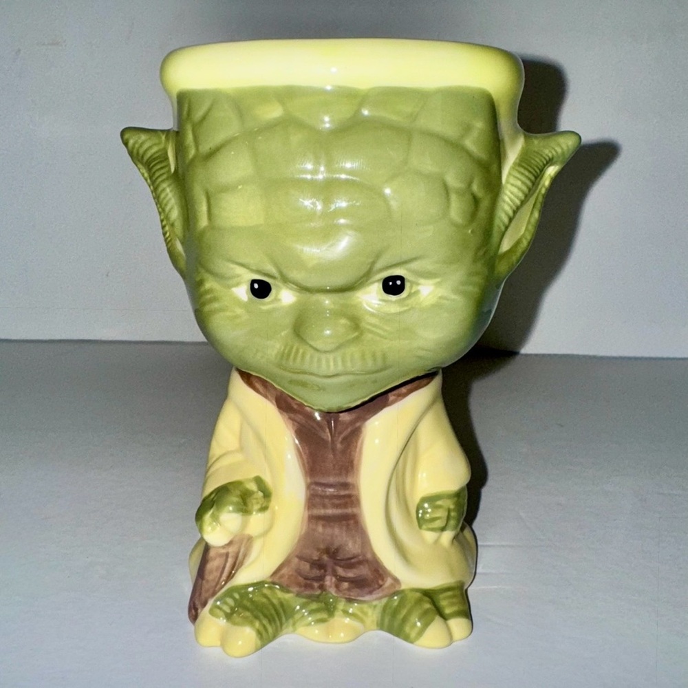 Star Wars Lucasfilm Collectible Ceramic YODA Goblet Mug, 11 OZ